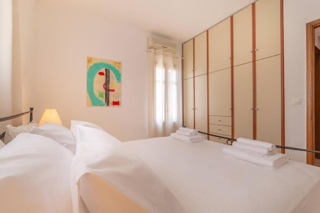 Seaview Stylish Flat In Andros - Walk To Beach Andros Town Exterior foto